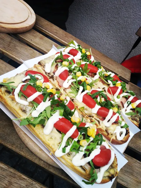 Zapiecek zapiekanka&burger