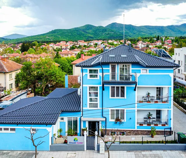 Къща за гости Simada Center