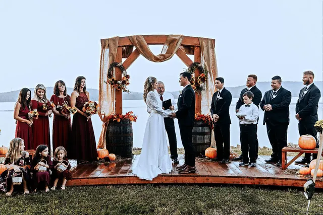 The Cove At Shell Lake | Tulsa Wedding Venue