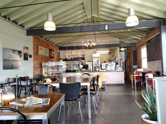Calliope Road Café