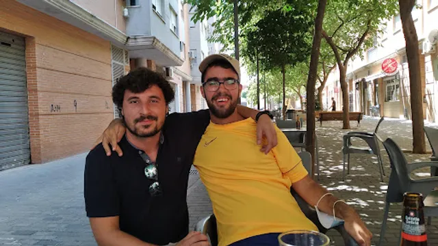 Bar “Piscina de Belmonte”.