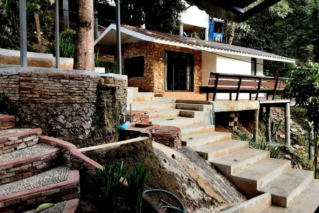 The Cascades - Mae Taeng Waterfall Bungalows