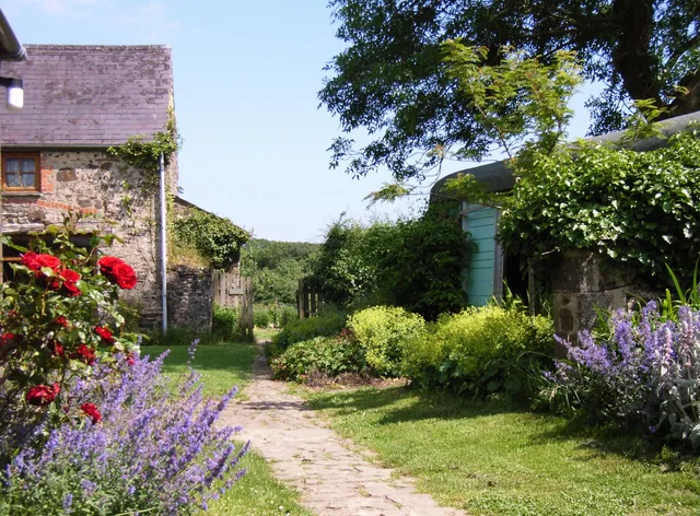 Little Loveston Holiday Cottages