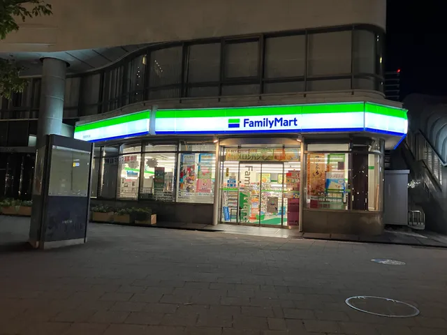 FamilyMart; Kariya Station South Exit １