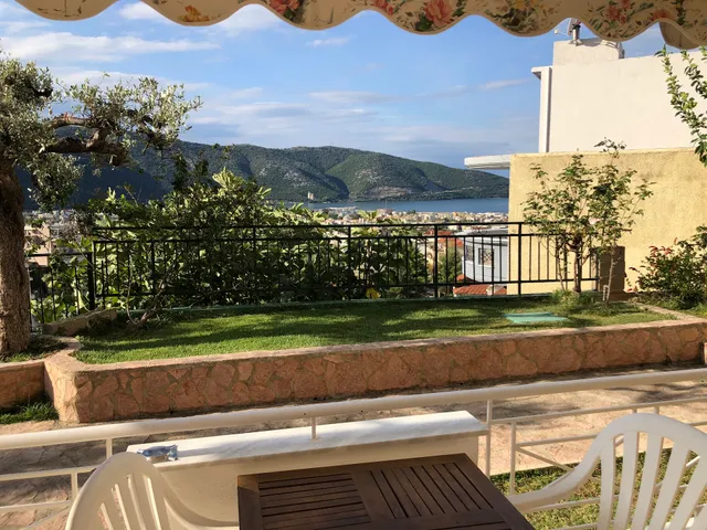 Τhe Sunny Apartments