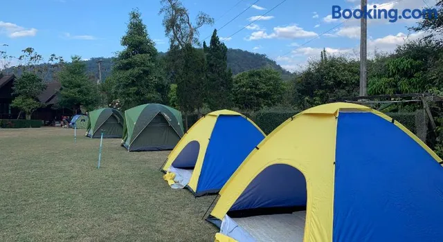 บ้านไม้เคียงภู วังน้ำเขียว