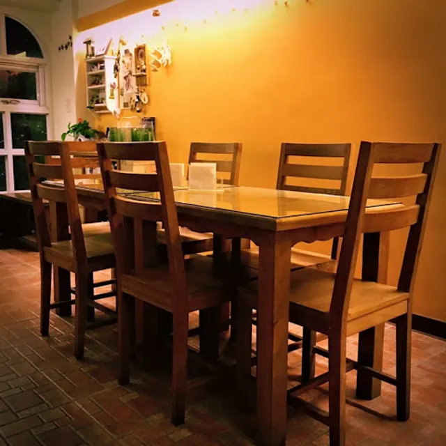 Lantu Jia Cafe | 自家烘焙咖啡｜花茶、手作起士蛋糕｜平日請先電話預約