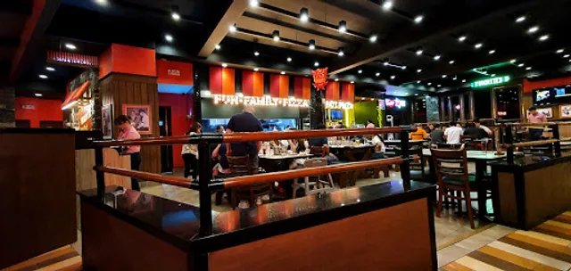 Shakey's Pizza Parlor - Quezon Ave