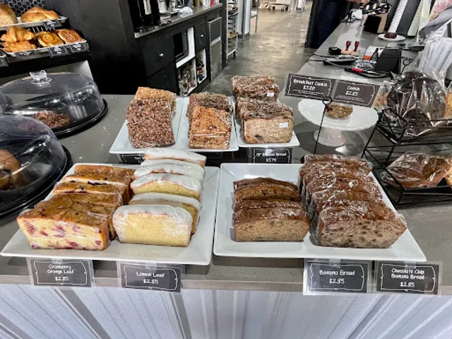 L'aromas Coffee & Bakehouse