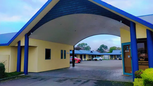 Discovery Motor Lodge