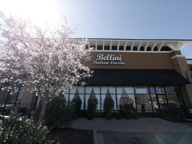 Shoppes at Holly Springs