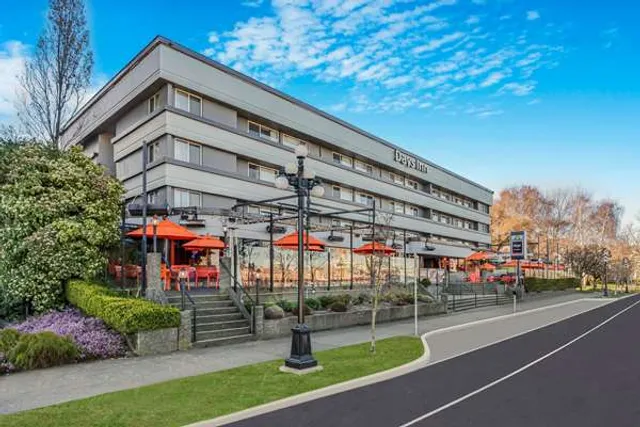 Days Inn by Wyndham Victoria On The Harbour