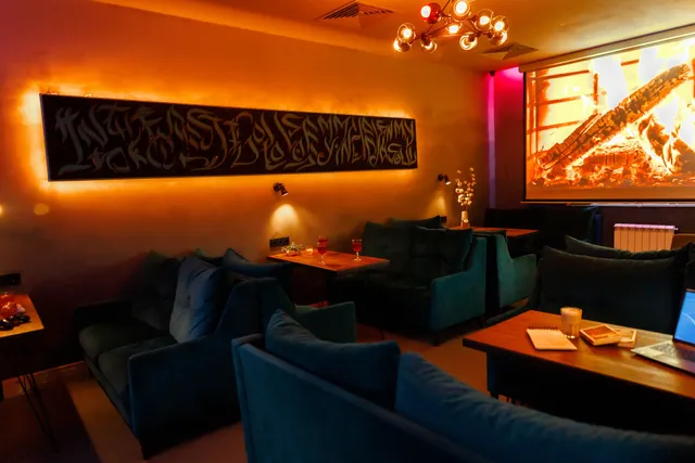 Launzh-Bar "Les" Lobnya