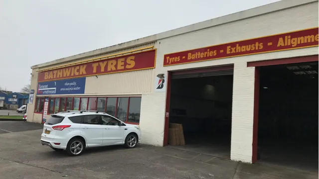 Bathwick Tyres - Team Protyre