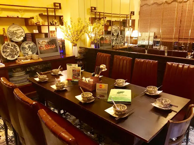 Lá Dong Riềng Restaurant