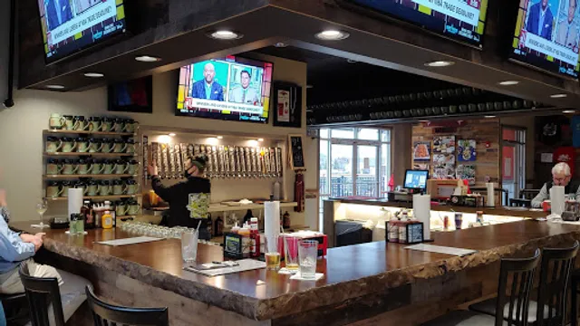 Shigs In Pit BBQ & Brew