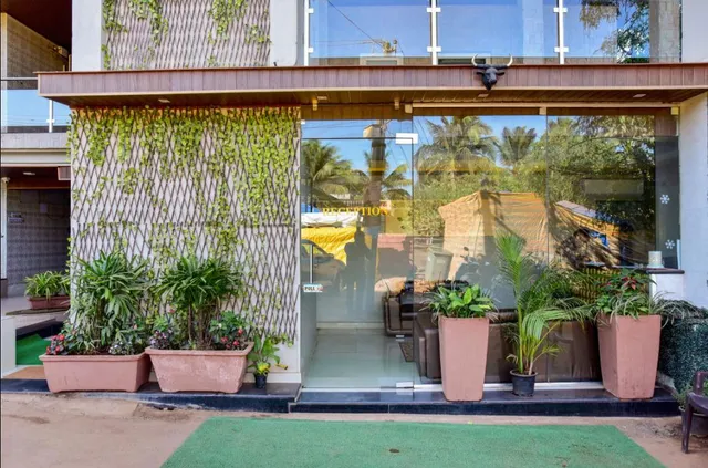 Hotel Sea Shore Beach Resort