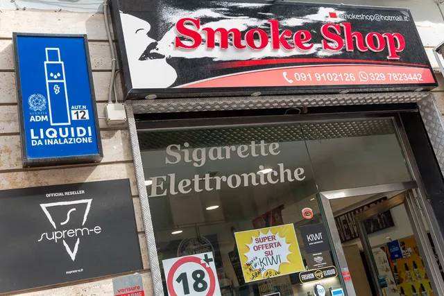 smokeshop electronic cigarettes in Palermo, Italy - reviews,open  hours,photo spots, things to do