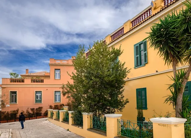 The monumental house