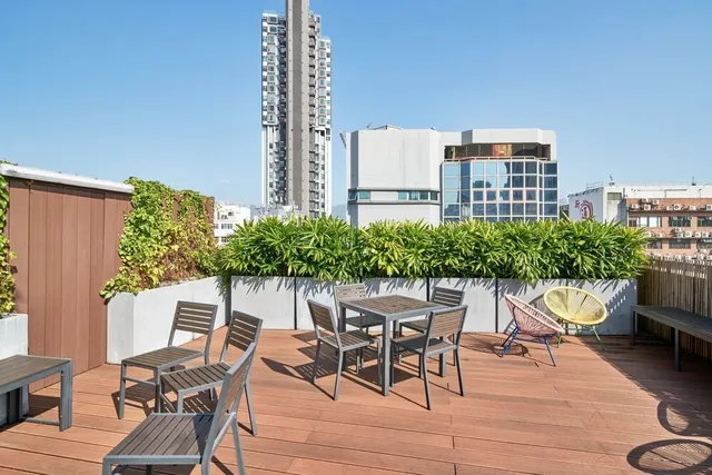 Weave Studios – Prince Edward