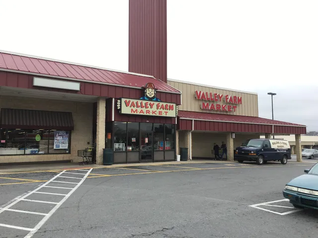 The Fresh Grocer of Stefko Shopping Center- Gerrity's