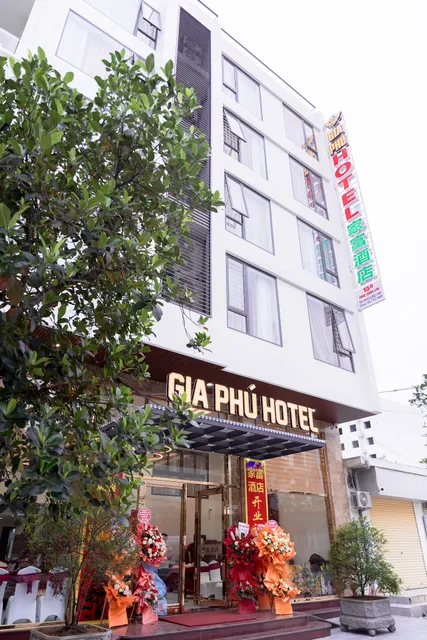 Gia Phú Hotel
