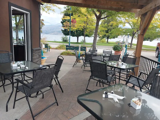 Porto Peach Restaurant