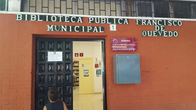 Francisco de Quevedo Library