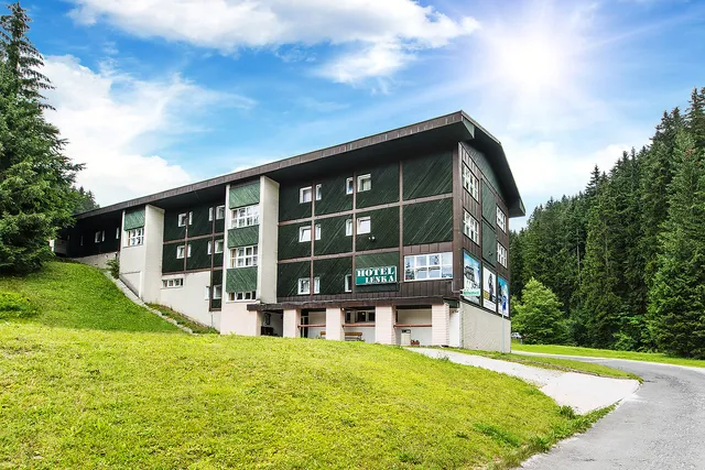 Hotel Lenka