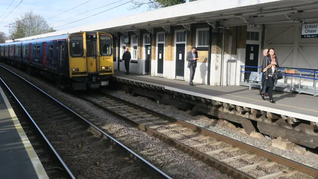 Enfield Chase Station