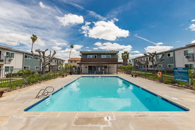 Oasis Del Sol Apartments