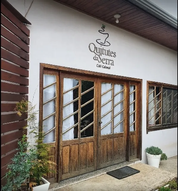Café Colonial Quitutes da Serra