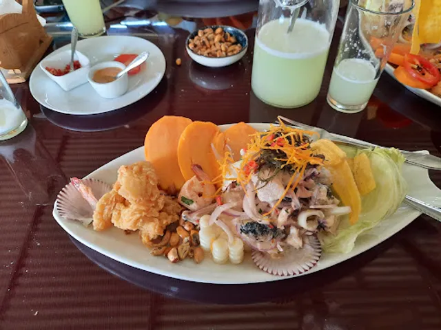 Restaurante Cevichería La Red