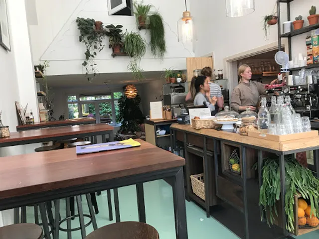 Samen - Lunch and Juices