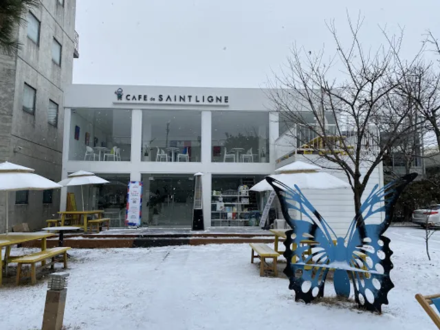 박물관옆카페 cafe NTM (NEXT TO MUSEUM)