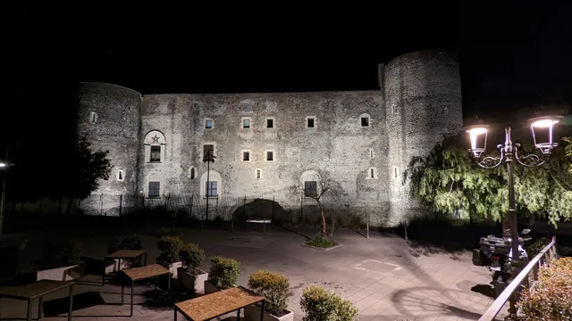 Castello Ursino Apartments