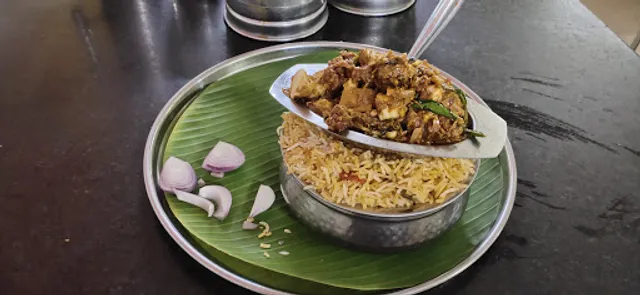 Arjun Mummy Daddy Andhra Mess