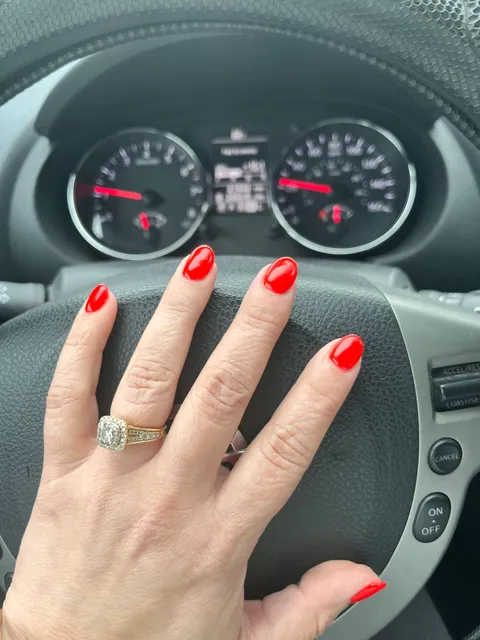 Selina Nail Salon Inc