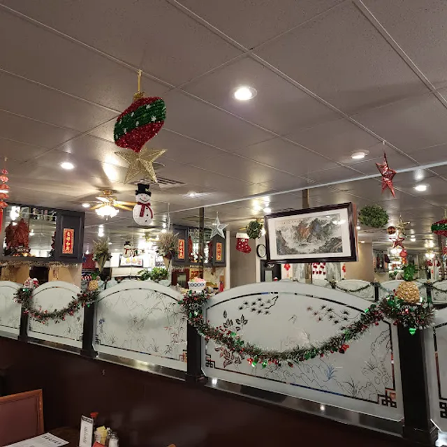 New Golden National Family Restaurant, High River