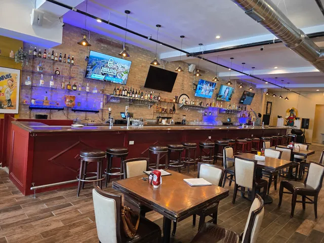 El Rey Restaurant & Bar