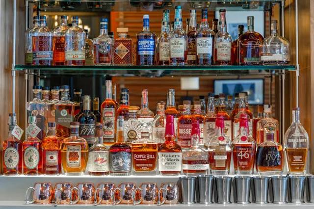 Neighborhood Services Bar + Restaurant