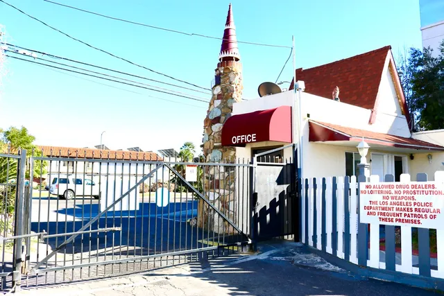 Good Knight Inn Motel