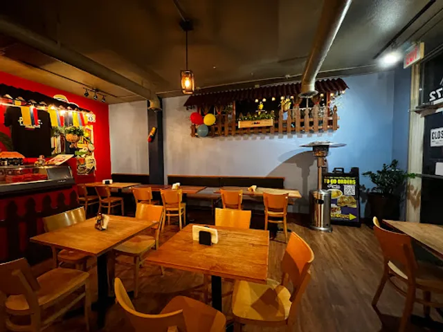 Que Bacano Restaurant