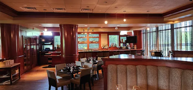 Fleming’s Prime Steakhouse & Wine Bar