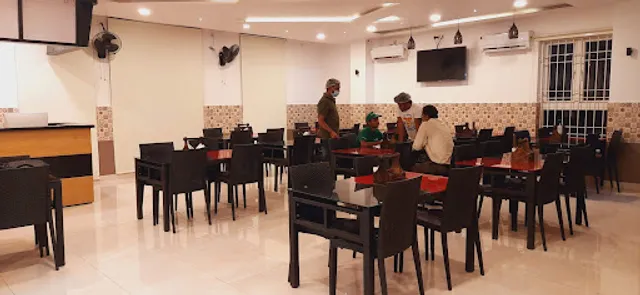 La Pino'z Pizza Mogappair