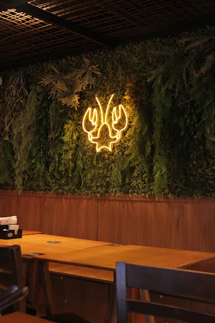 Lagostinne - Restaurante de sushi e frutos do mar