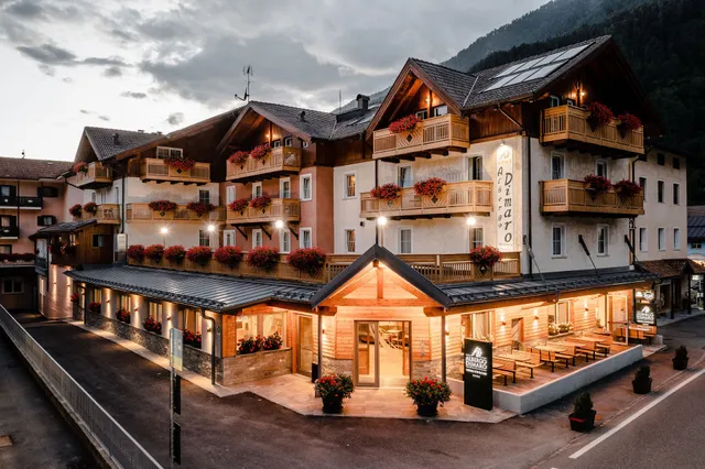 Albergo Dimaro Welness & Family Hotel