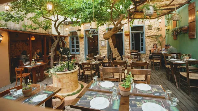 Εστιατόριο Πλάνη