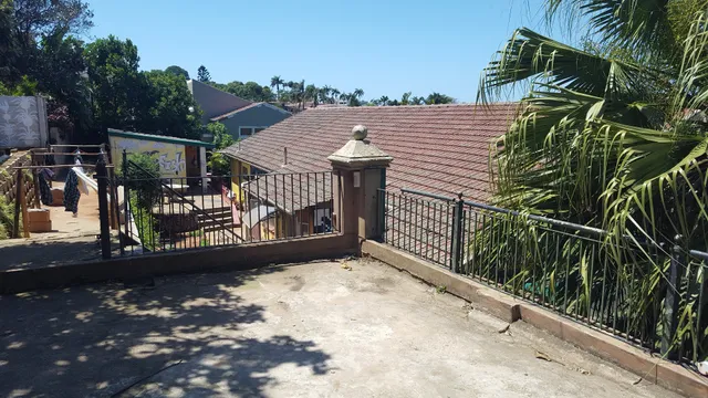 Khululekani - The Rasta hide out