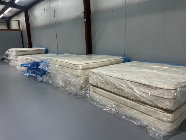 Bailey’s Mattress Outlet